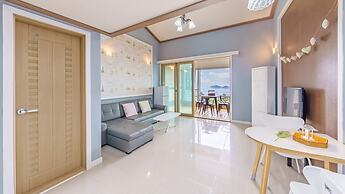 Yeosu Falling in Blue Ocean View Pension