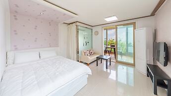 Yeosu Falling in Blue Ocean View Pension