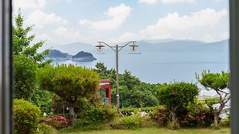 Yeosu Falling in Blue Ocean View Pension