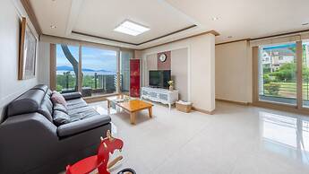 Yeosu Falling in Blue Ocean View Pension
