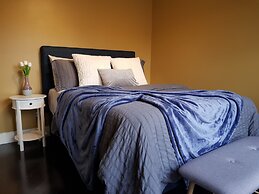 Tuscan Ridge Homestay Calgary West