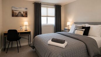 Tuscan Ridge Guesthouse Calgary West