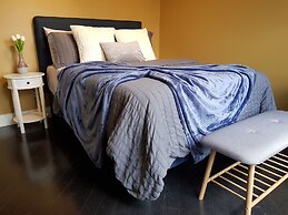 Tuscan Ridge Homestay Calgary West