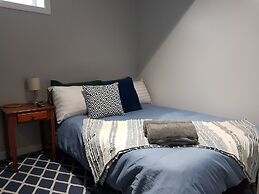 Tuscan Ridge Guesthouse Calgary West