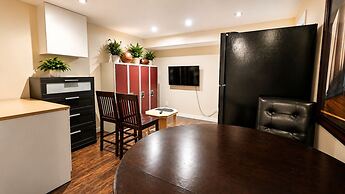 Tuscan Ridge Guesthouse Calgary West