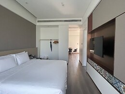 Lujiang Mega Hotel