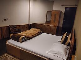 Goroomgo Vijay Mount View Resort Munsyari