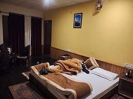 Goroomgo Vijay Mount View Resort Munsyari