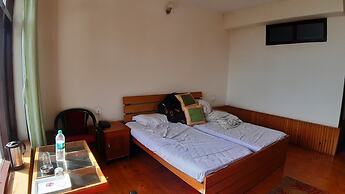 Goroomgo Vijay Mount View Resort Munsyari