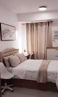 Acellyne's Suites at Green 2 Residences