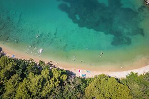 Beachside House Lara