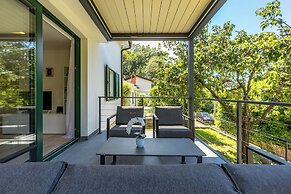 Beachside House Lara