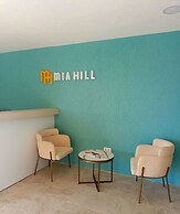 Mia Hill Suites