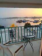 Mia Hill Suites