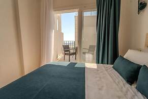 Mia Hill Suites