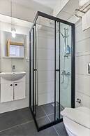 Mia Hill Suites