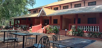 Laxmi Hotel, Matheran