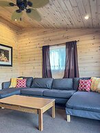 Ahmic Lake Resort's Black Bear Cottage