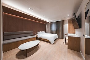 Gridt Hotel