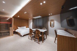 Gridt Hotel