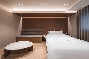 Gridt Hotel