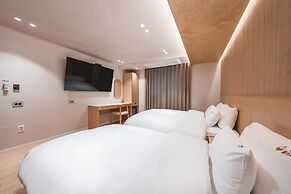 Gridt Hotel