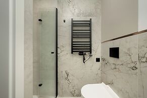 Cozy Apartment for 8 by Renters