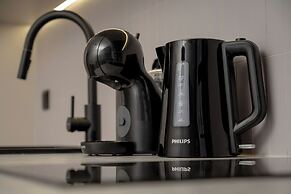 Cozy Apartment for 8 by Renters