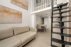 Cozy Apartment for 8 by Renters
