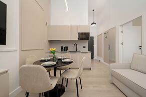 Cozy Apartment for 8 by Renters