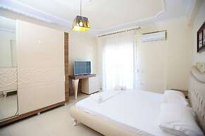 Oasis Beach Residence