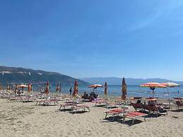 Oasis Beach Residence