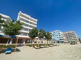 Oasis Beach Residence