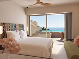 Avali, Mar-Bella Collection