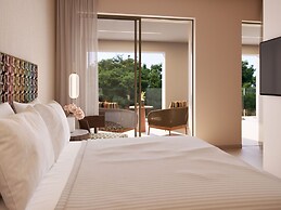 Avali, Mar-Bella Collection