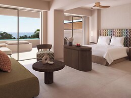 Avali, Mar-Bella Collection