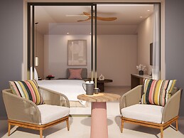 Avali, Mar-Bella Collection