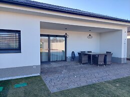 Villa Holiday Hevlín