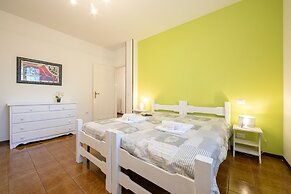 Villa Fiorita - Apt 2 - Margherita