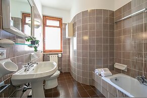 Villa Fiorita - Apt 3 - Ortensia