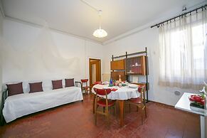 Sergio Il Gufo- Flowers - Historic Center