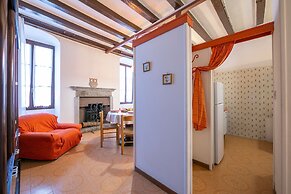 Sergio Il Gufo - Orange in Historic Cente