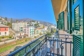 Palace 34 Few Meters From The Sea