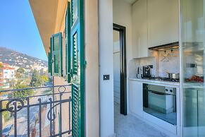 Palace 34 Few Meters From The Sea