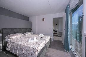 Rustichel Lake View in Toscolano Maderno