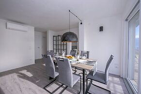 Rustichel Lake View in Toscolano Maderno