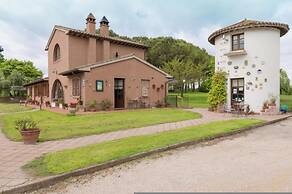 Pomegranate apt With Shared Pool