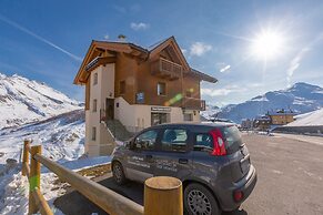 Fiocco Di Neve Ski in- Ski out Mt 10