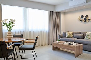 Acropolis Muses - Downtown Luxury Apartments