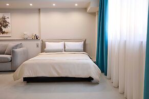 Acropolis Muses - Downtown Luxury Apartments